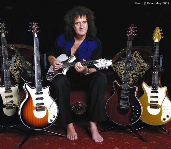 Bri_&_BM_Guitars_690.jpg